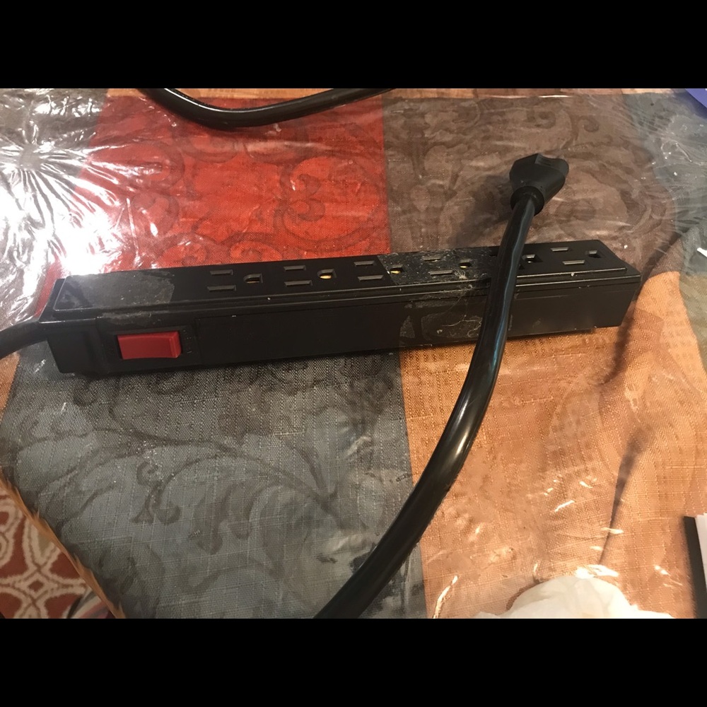 Multi plug outlet extender - Picture 4 of 4
